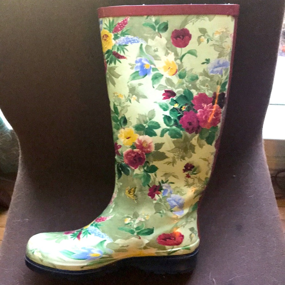 Rubber floral size 8 gardening\rain boots Cottage chic - Picture 3 of 11
